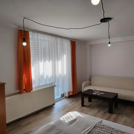 Lila Penzion 3*